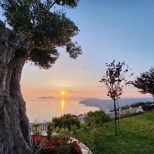 https://festim-villa-hotel.albaniahotels.org